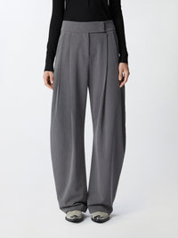 Wide-Leg-Hose mit leicht geschwungenem Bein - Tempel Hamburg