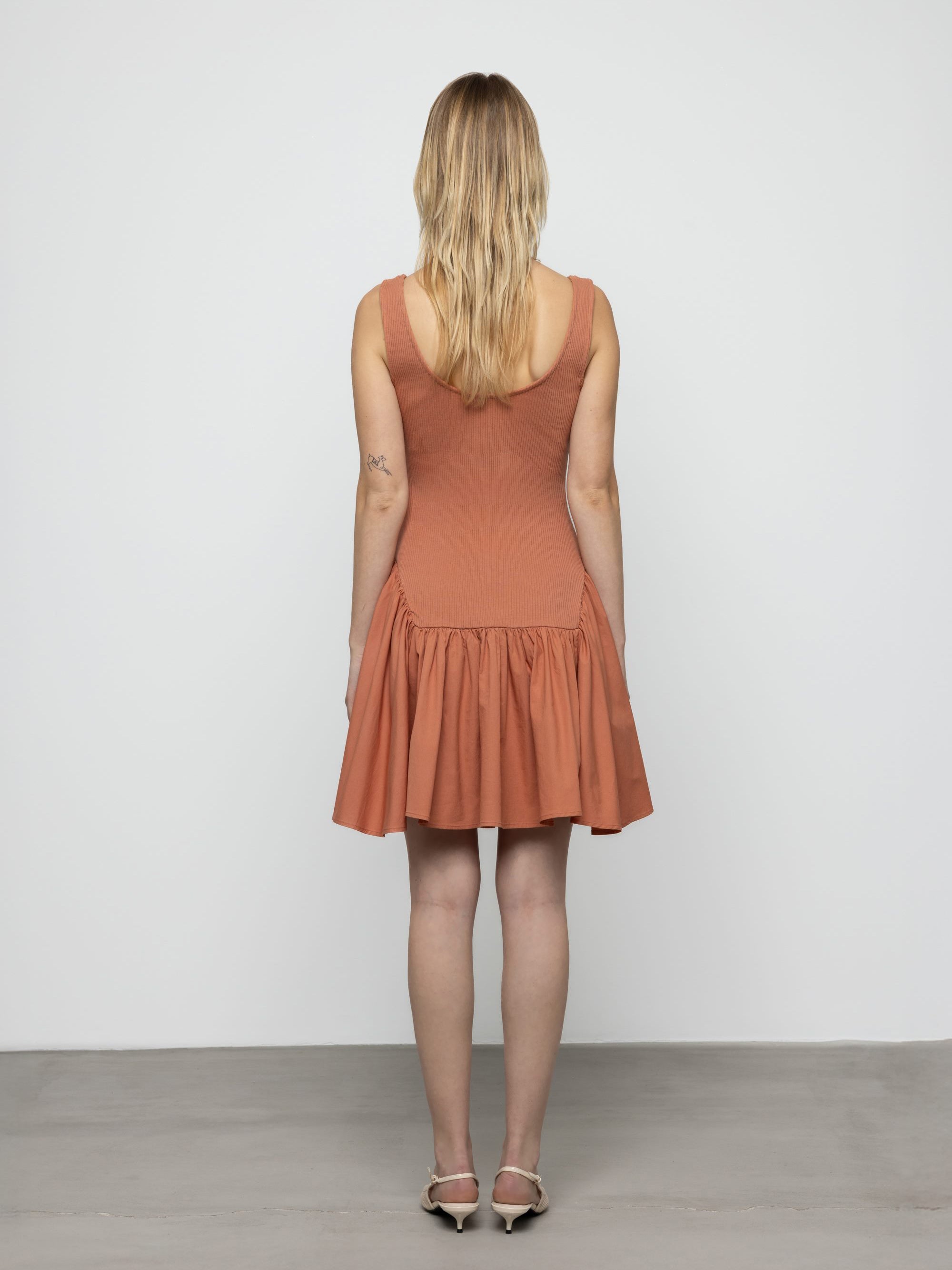 Tank-Top-Minikleid - Tempel Hamburg