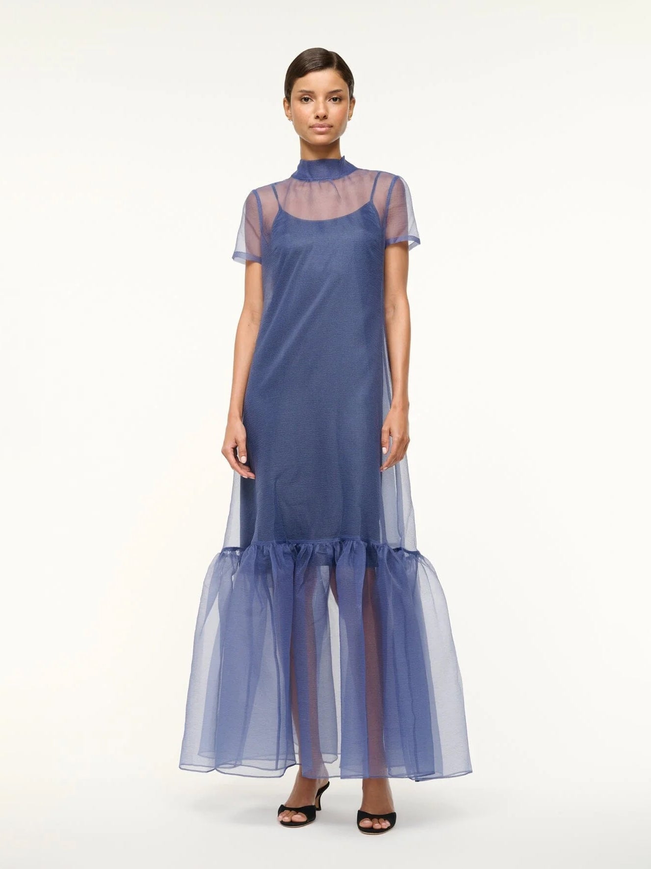 Modern Romance in Blau - Tempel Hamburg