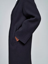 Mantel in Seal Grey und Dark Navy