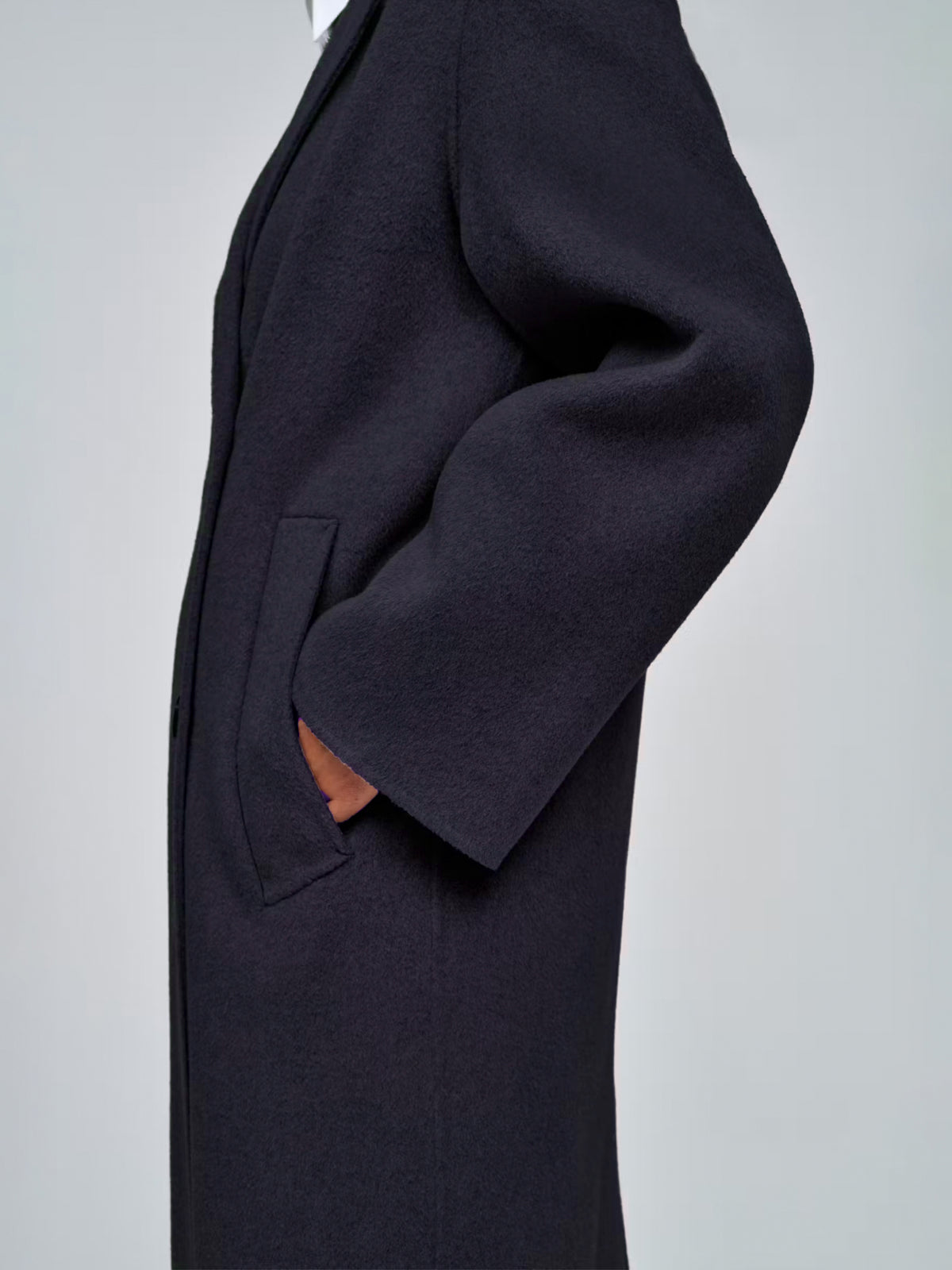 Mantel in Seal Grey und Dark Navy