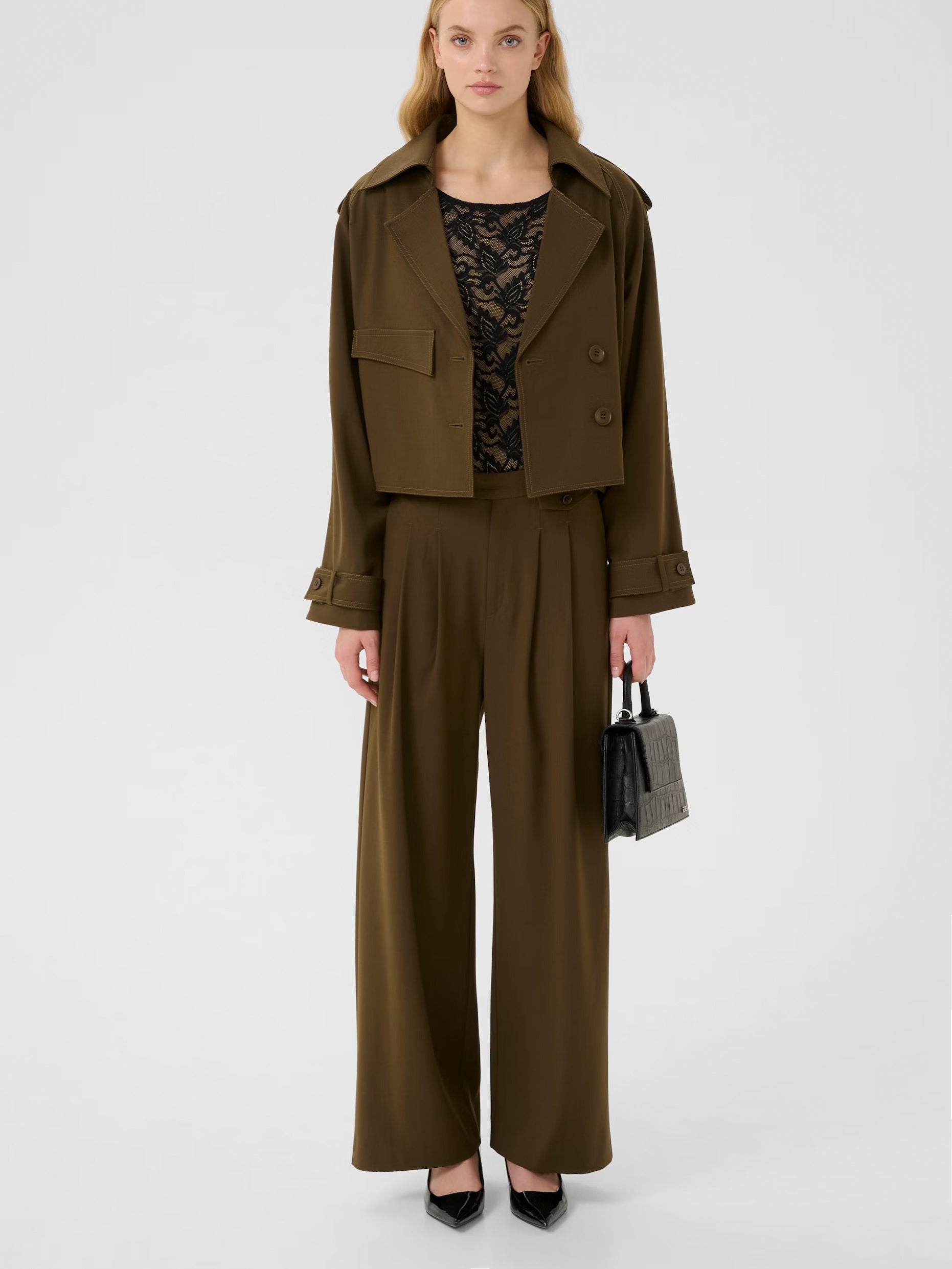 Bundfaltenhose in Dark Beech