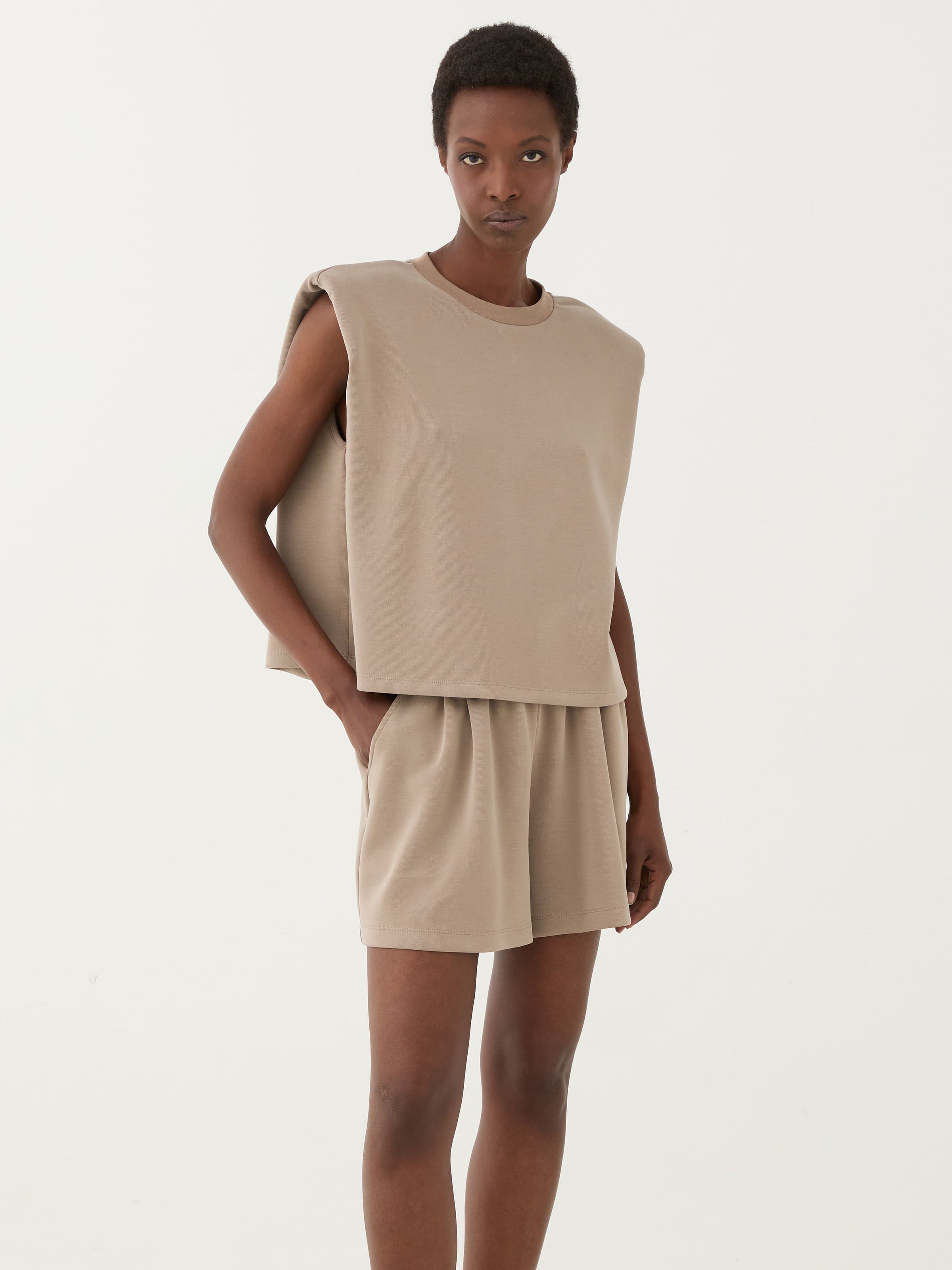 Grigio Fango Short - Tempel Hamburg