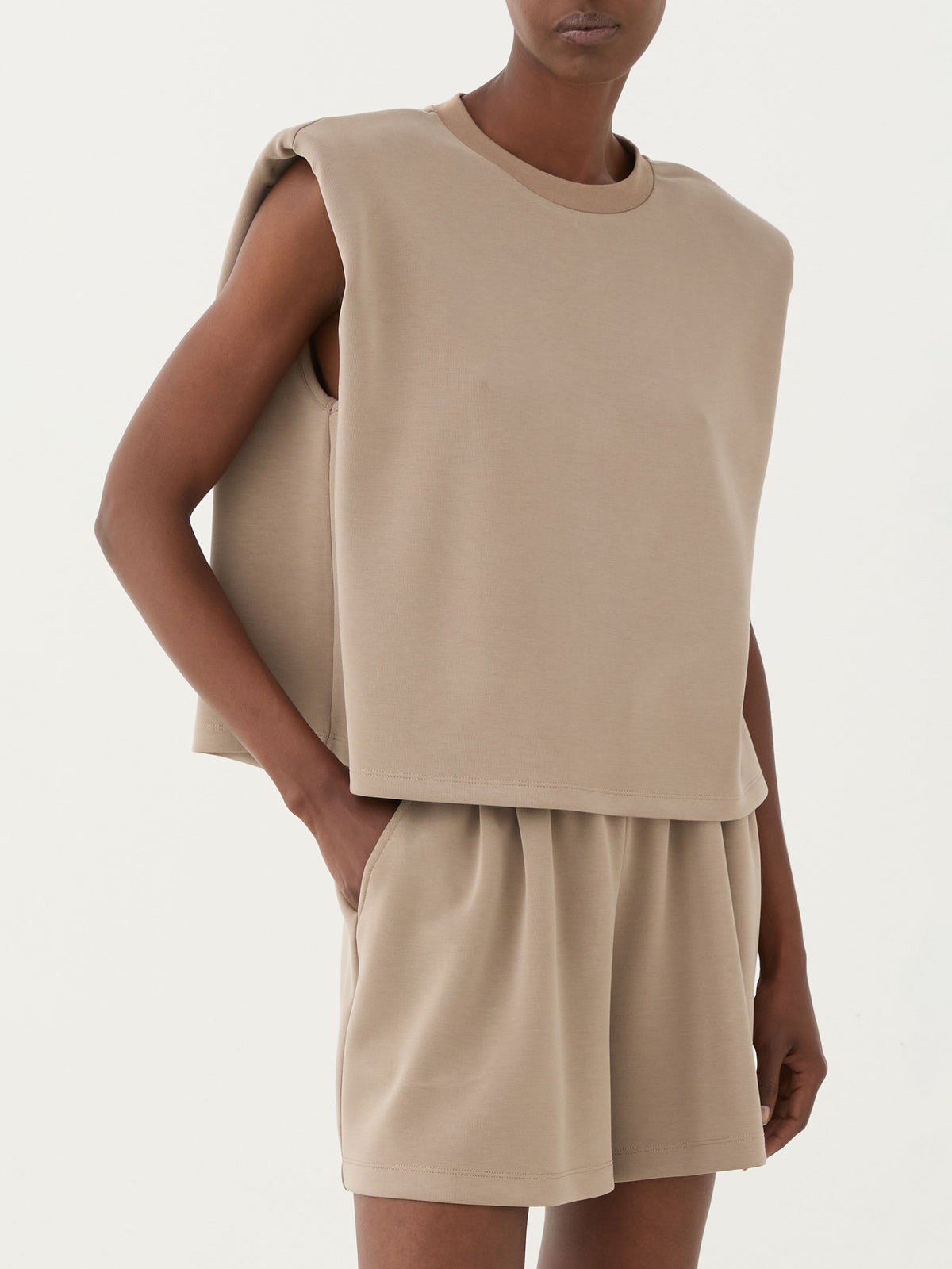 Grigio Fango Short - Tempel Hamburg