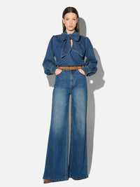 Taillierte Denim-Bluse mit Schleife