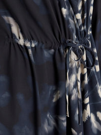 TLSkive-Kleid mit V-Ausschnitt