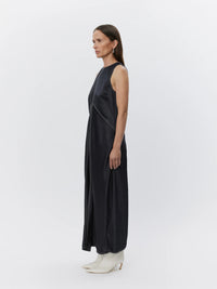 Ärmelloses Kleid in schwarz - Tempel Hamburg