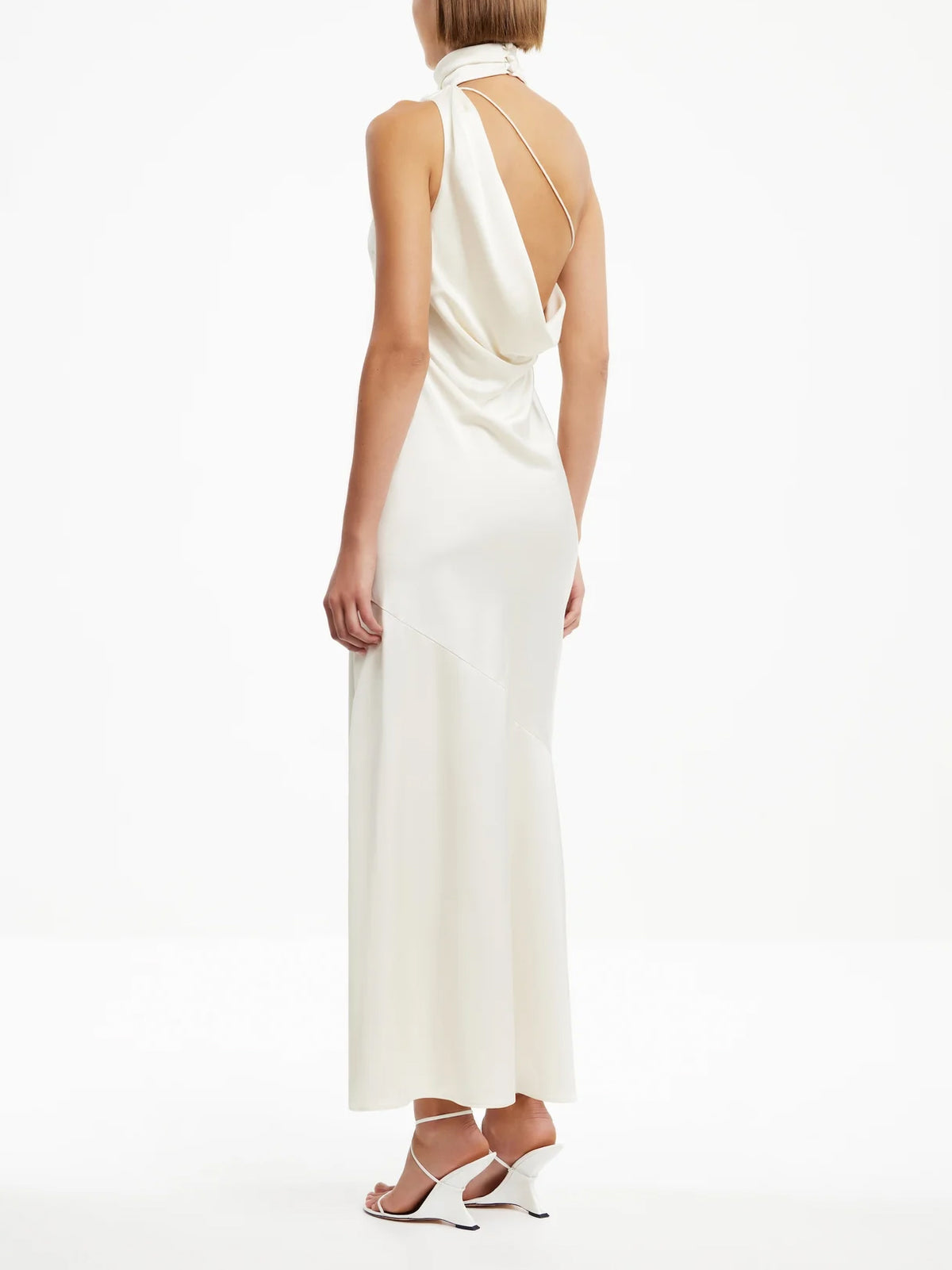 Neckholder - Kleid in Ecru