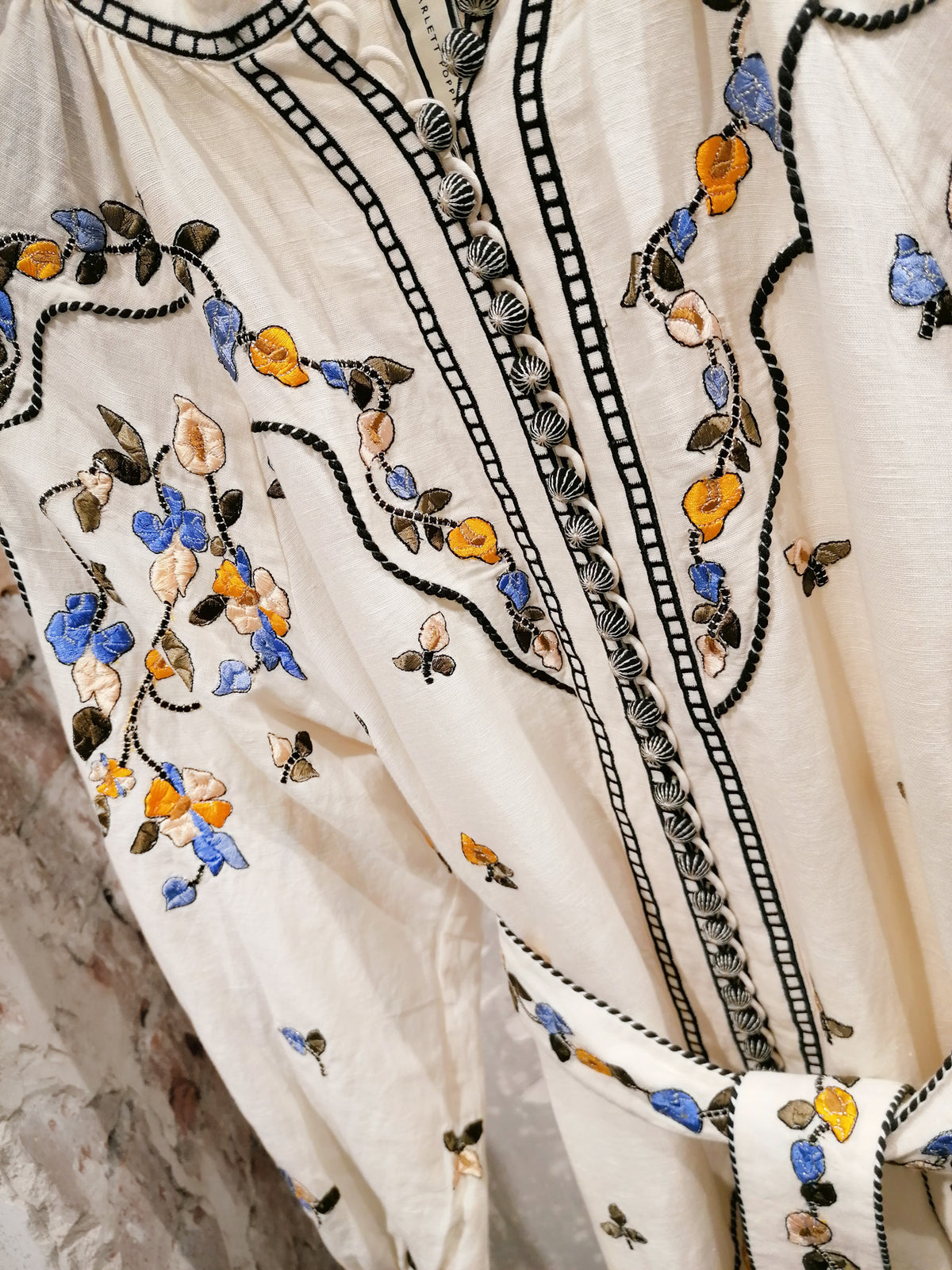 Besticktes kurzes Kleid - Tempel Hamburg