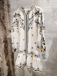 Besticktes kurzes Kleid - Tempel Hamburg