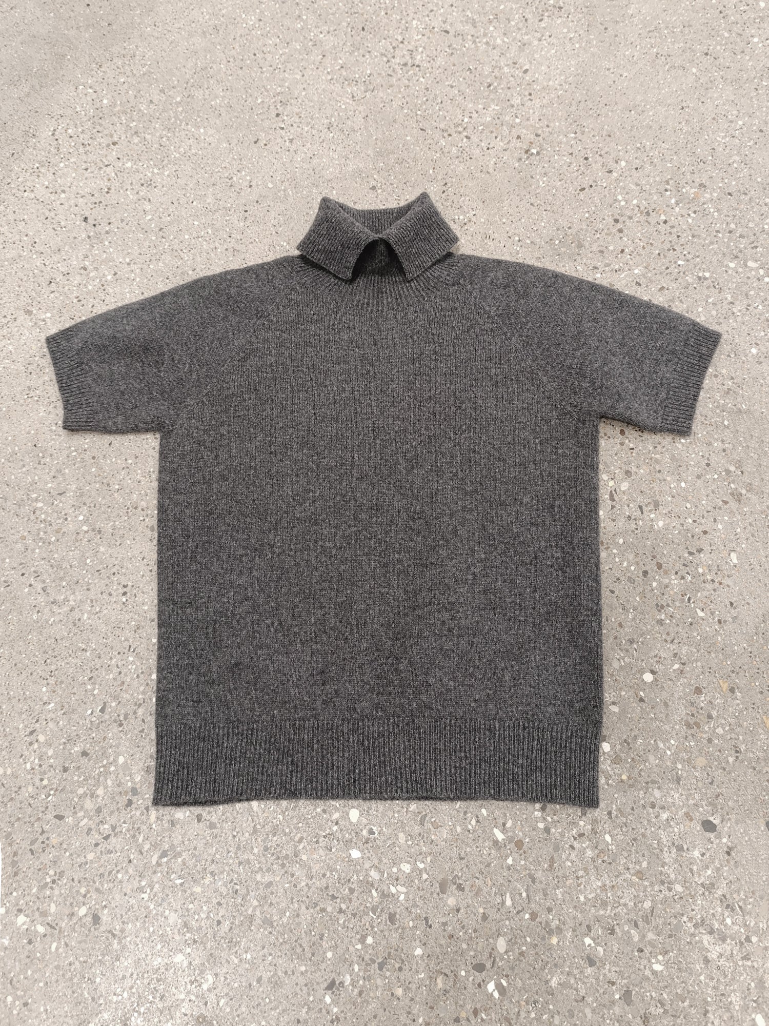 Kurzarm Pullover mit Polokragen - Tempel Hamburg