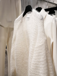 Lässige Volumen Strickjacke in vier Farben - Tempel Hamburg