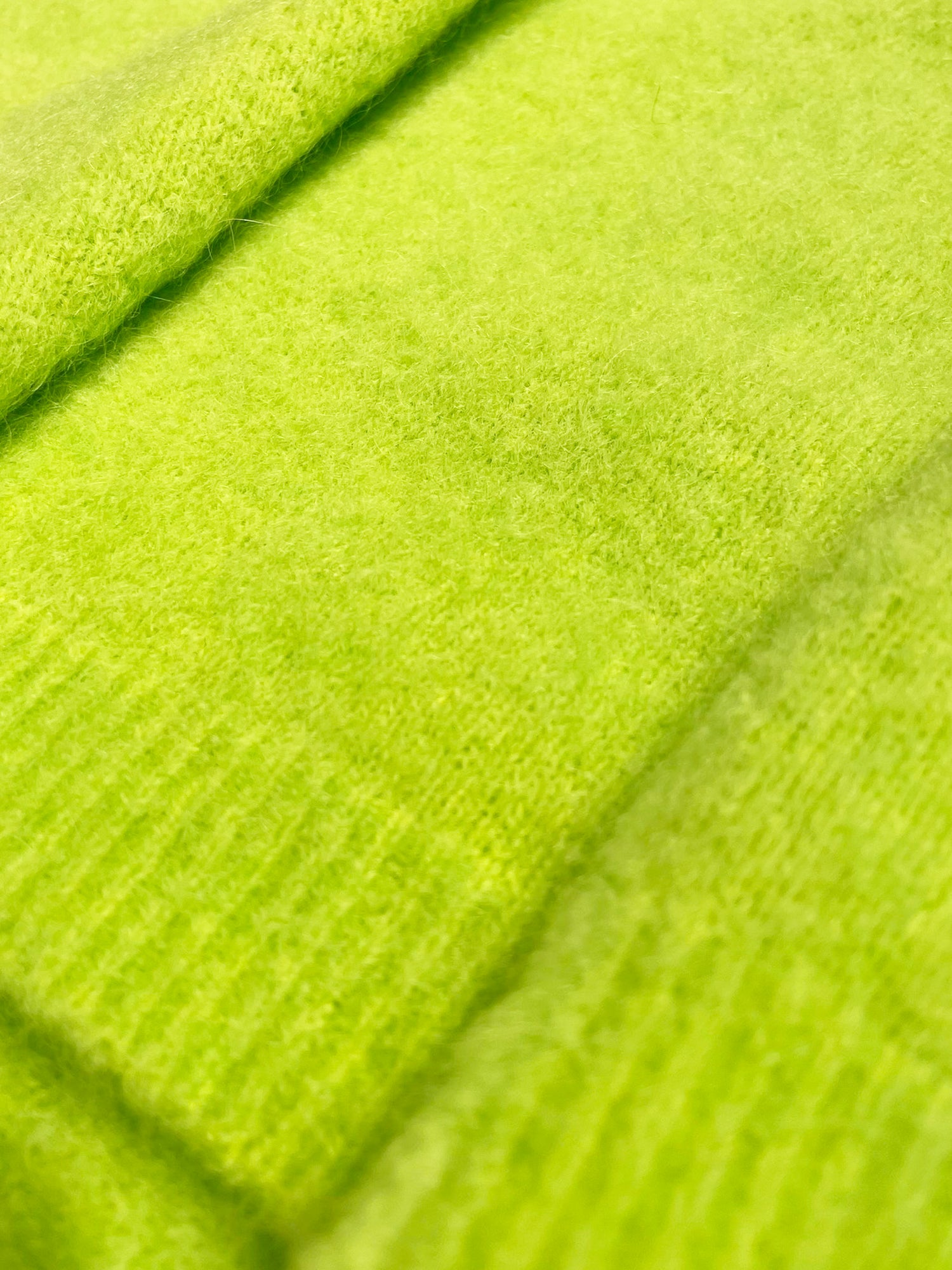 Cropped Pullover in Lime - Tempel Hamburg