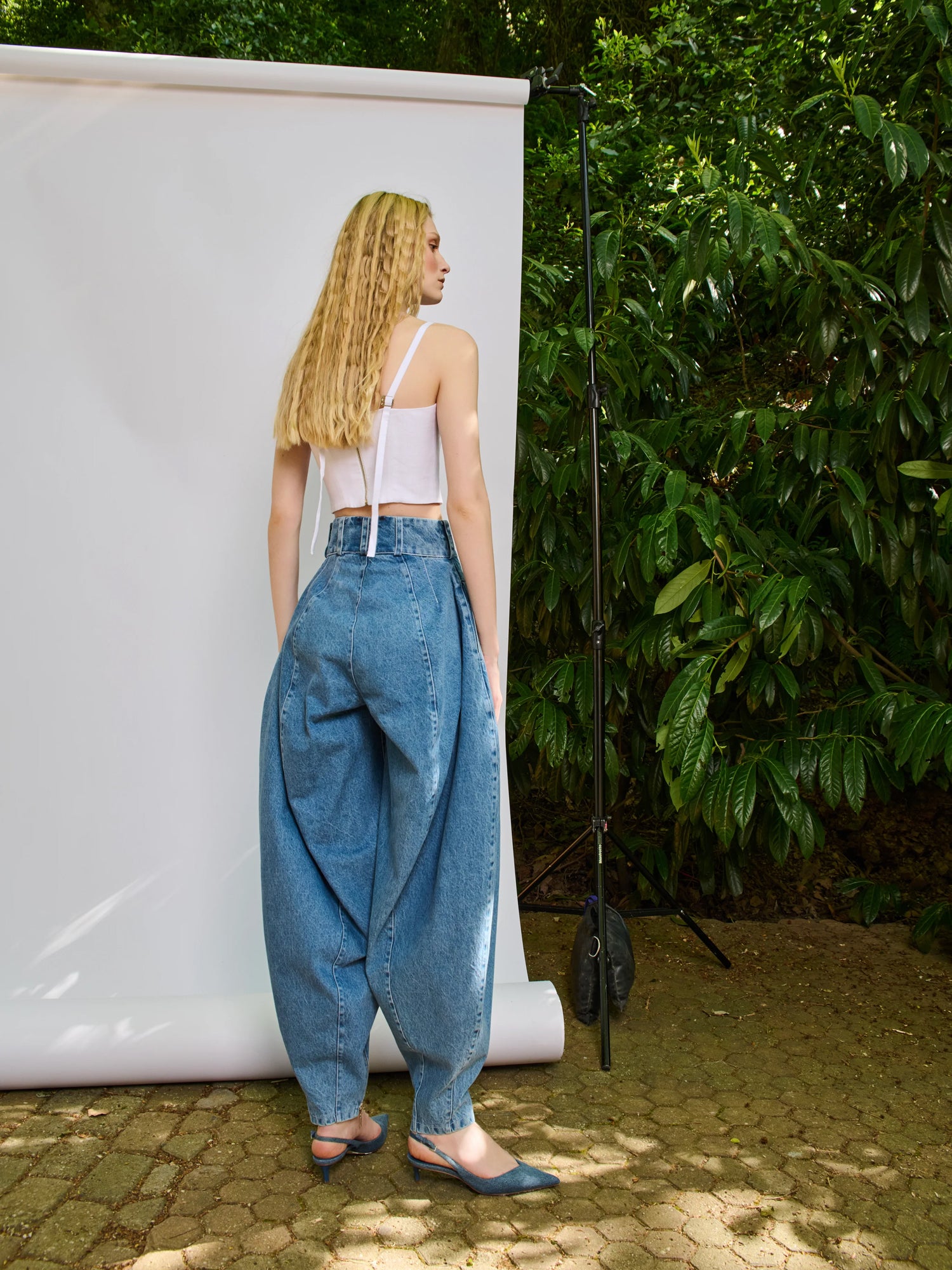 Hoch geschnittene Jeans - Tempel Hamburg