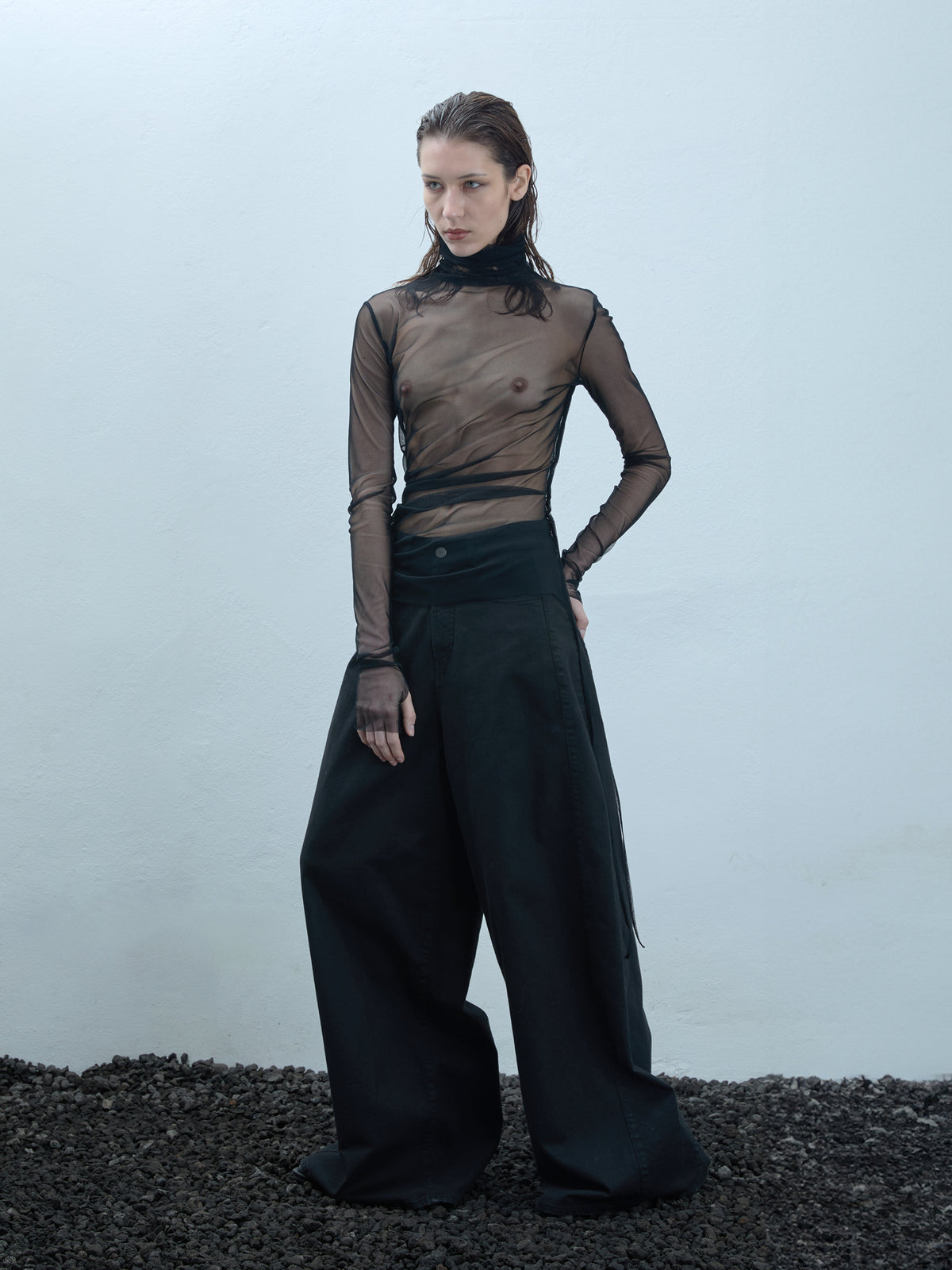 Wide-Leg-Pant in schwarz - Tempel Hamburg
