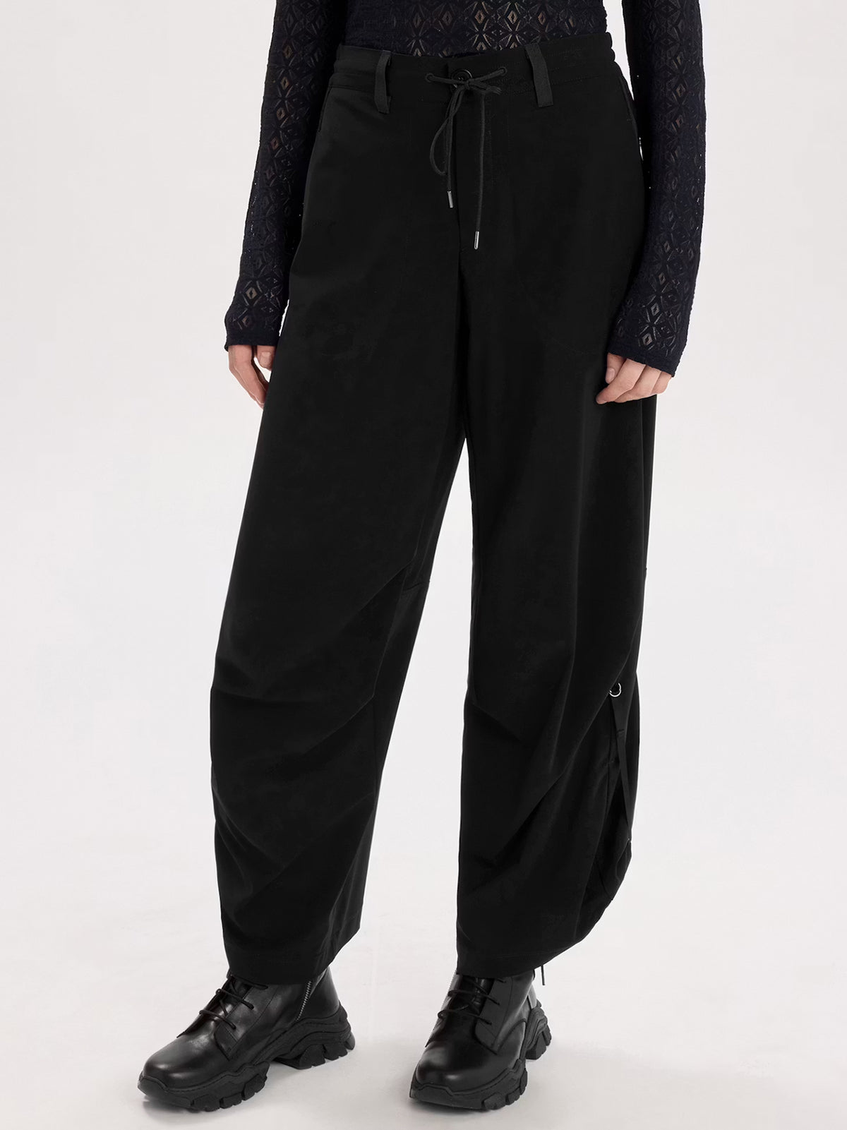Schwarze Outgoing Hose