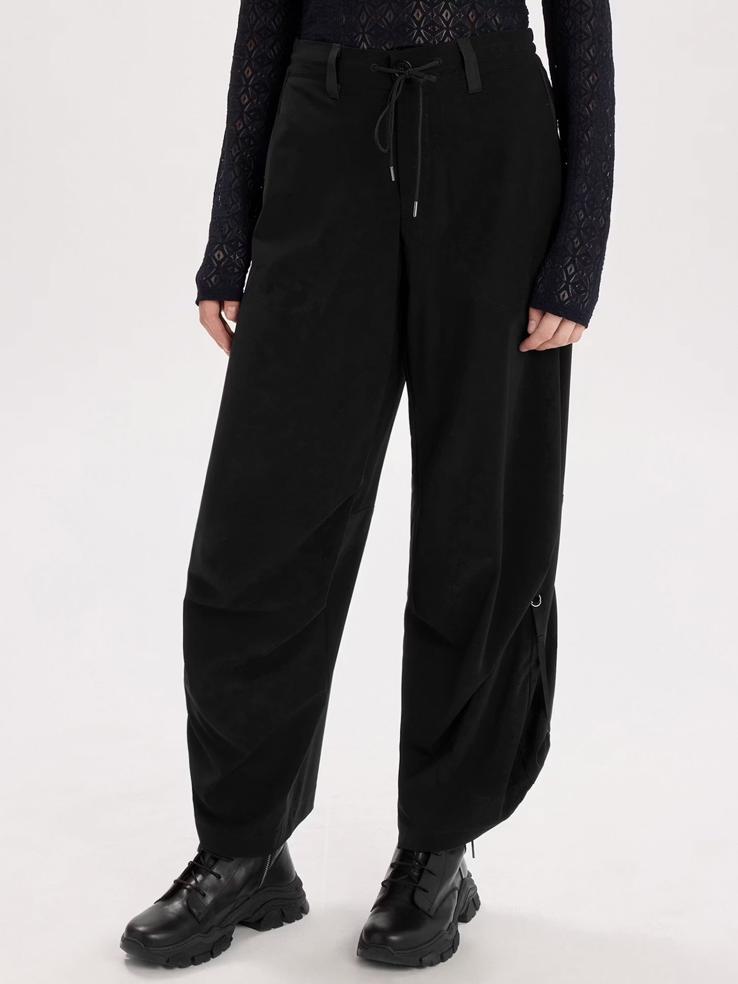 Schwarze Outgoing Hose