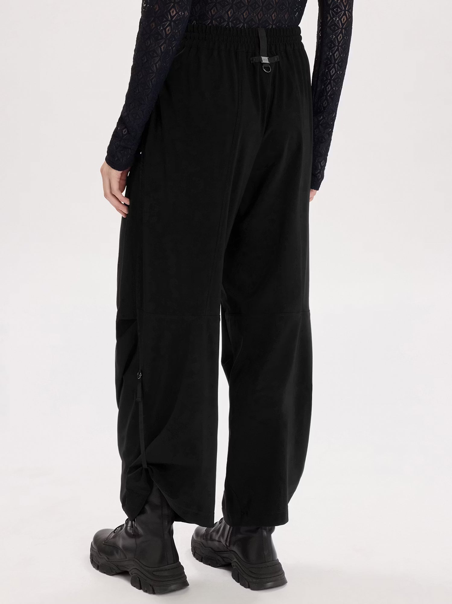 Schwarze Outgoing Hose