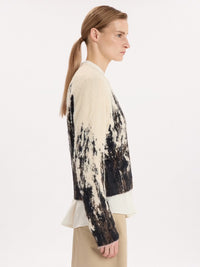 Off-Kilter Pullover mit Fluffy-Effekt