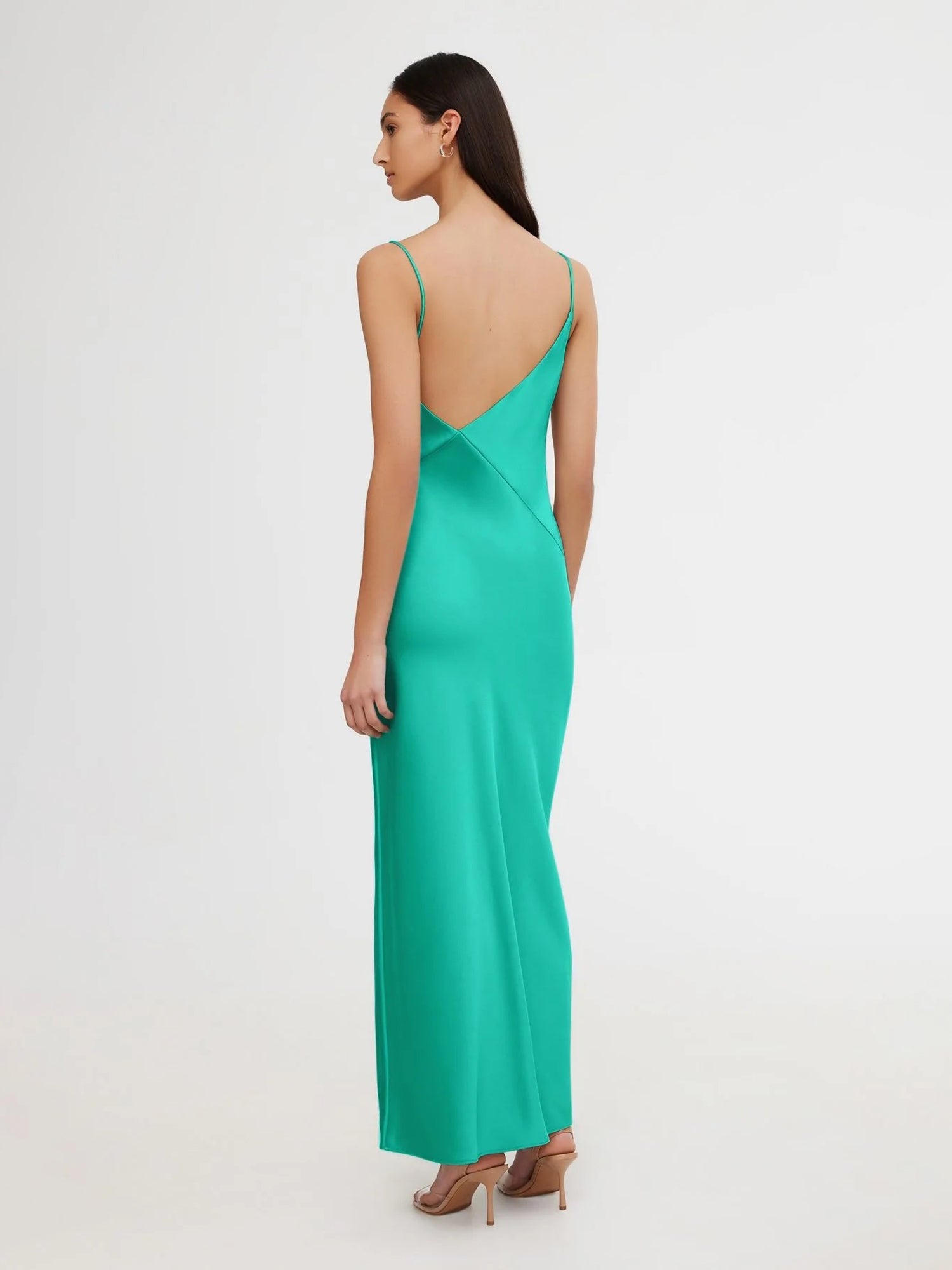 Slip Dress mit asymmetrischem Ausschnitt - Tempel Hamburg