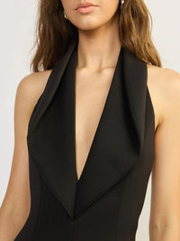 Skulpturales Neckholder Abendkleid