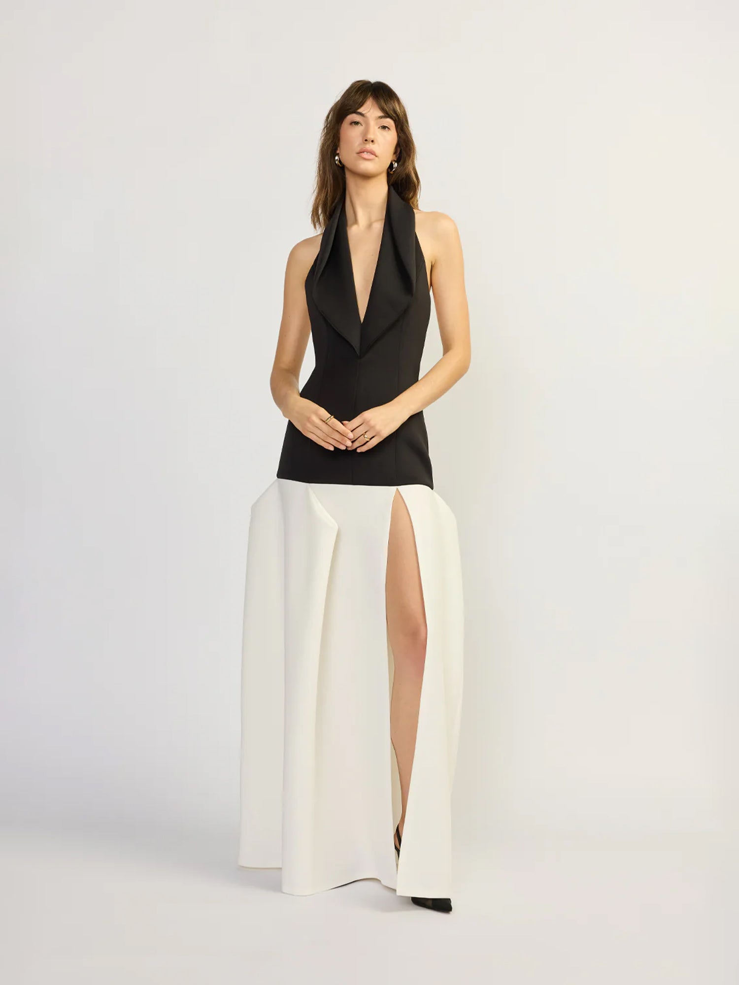 Skulpturales Neckholder Abendkleid