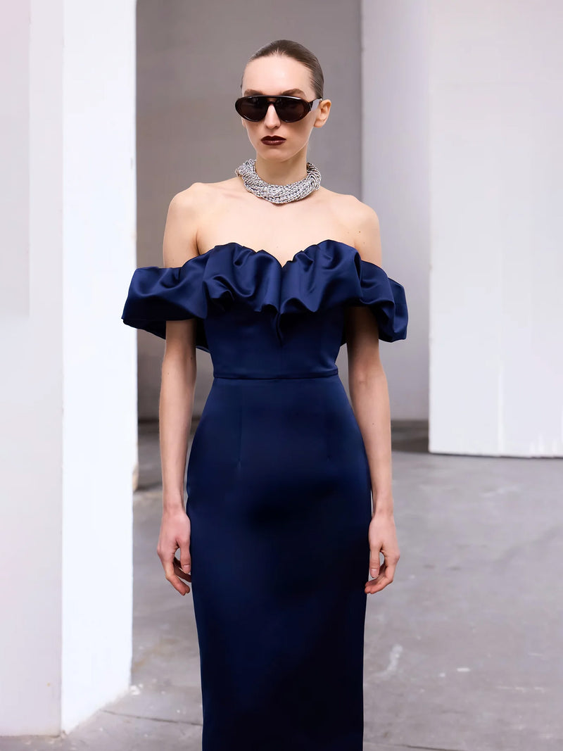 Schulterfreies Abendkleid