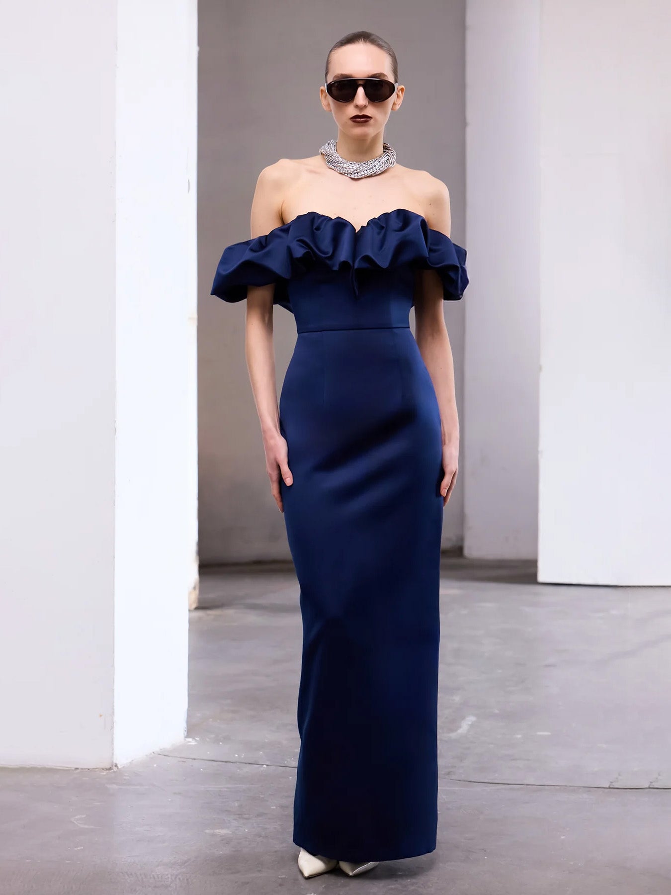 Schulterfreies Abendkleid