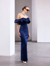 Schulterfreies Abendkleid