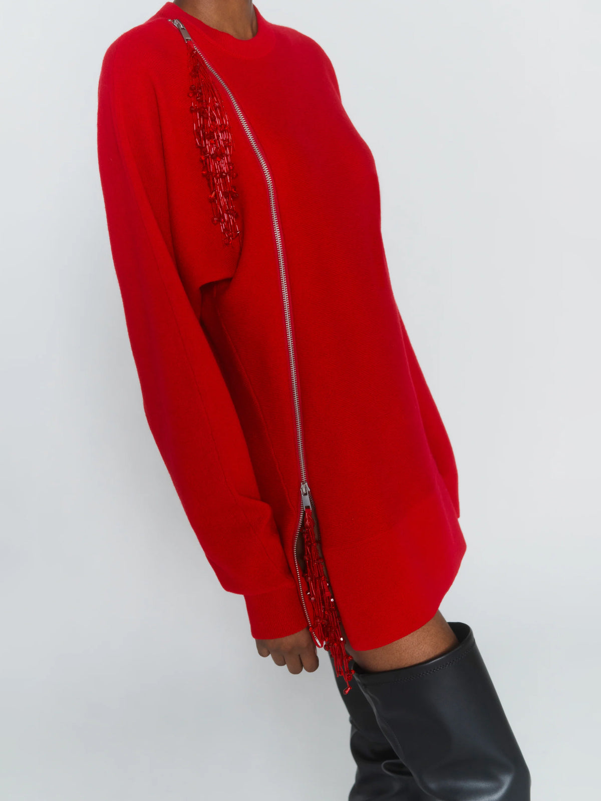 Pullover oder Kleid mit Schmuck-Details