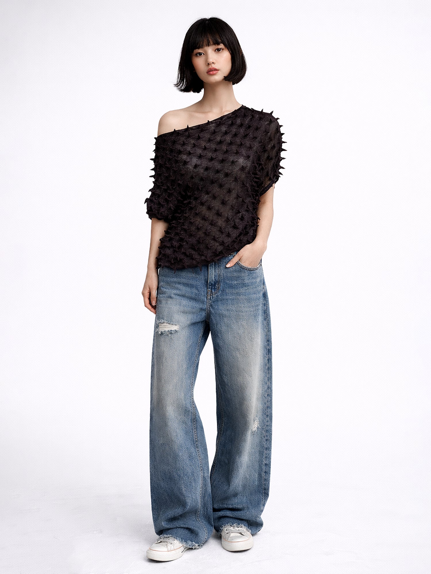 Strickoberteil mit stacheliger Textur in braun - Tempel Hamburg