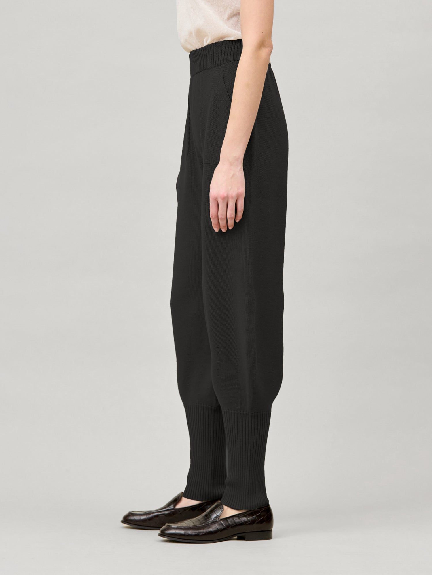Strick-Hose mit Bundfalten