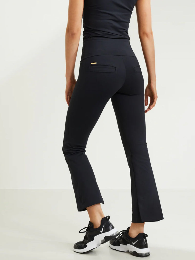 Celine Cropped Flared Legging in schwarz
